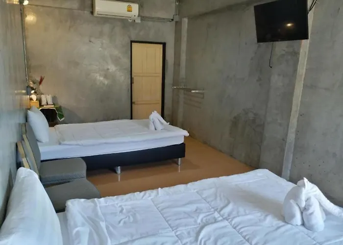 Oyo 560 Chang Suvarnabhumi Hotel 3*